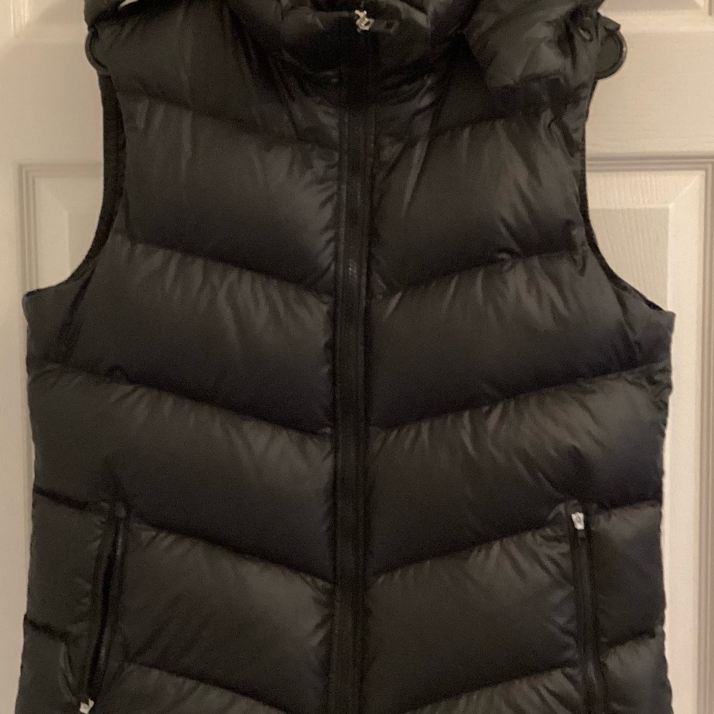 Nike down vest with hood.